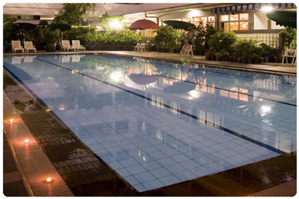 Hotel Marcopolo Jakarta Exterior foto